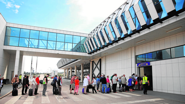 El aeropuerto de Castellón se promocionará en el mercado polaco en el Tour Salon de Poznan