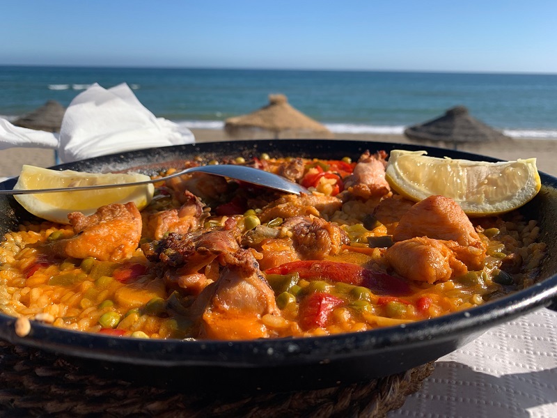 Comer en un restaurante Benicàssim, un placer para los sentidos